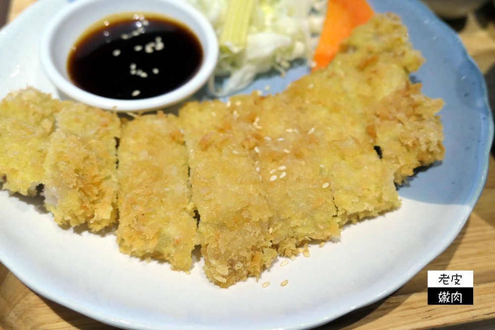 花蓮簡餐推薦 | 東大門夜市旁【黑金通】百年老洋房文青風複合餐廳 2021菜單 - 老皮嫩肉的流水帳生活