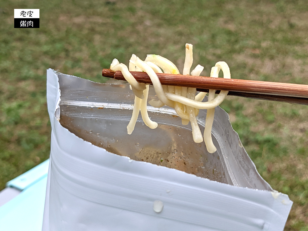 宅配美食推薦 | 登山露營野餐最佳便利包【巧食家 日式松菇鍋拉麵】3分鐘上桌 - 老皮嫩肉的流水帳生活