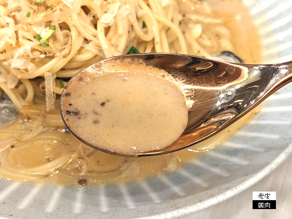 桃園火車站附近美食|【本物洋食】日式風味平價義大利麵 有免費飲品 - 老皮嫩肉的流水帳生活