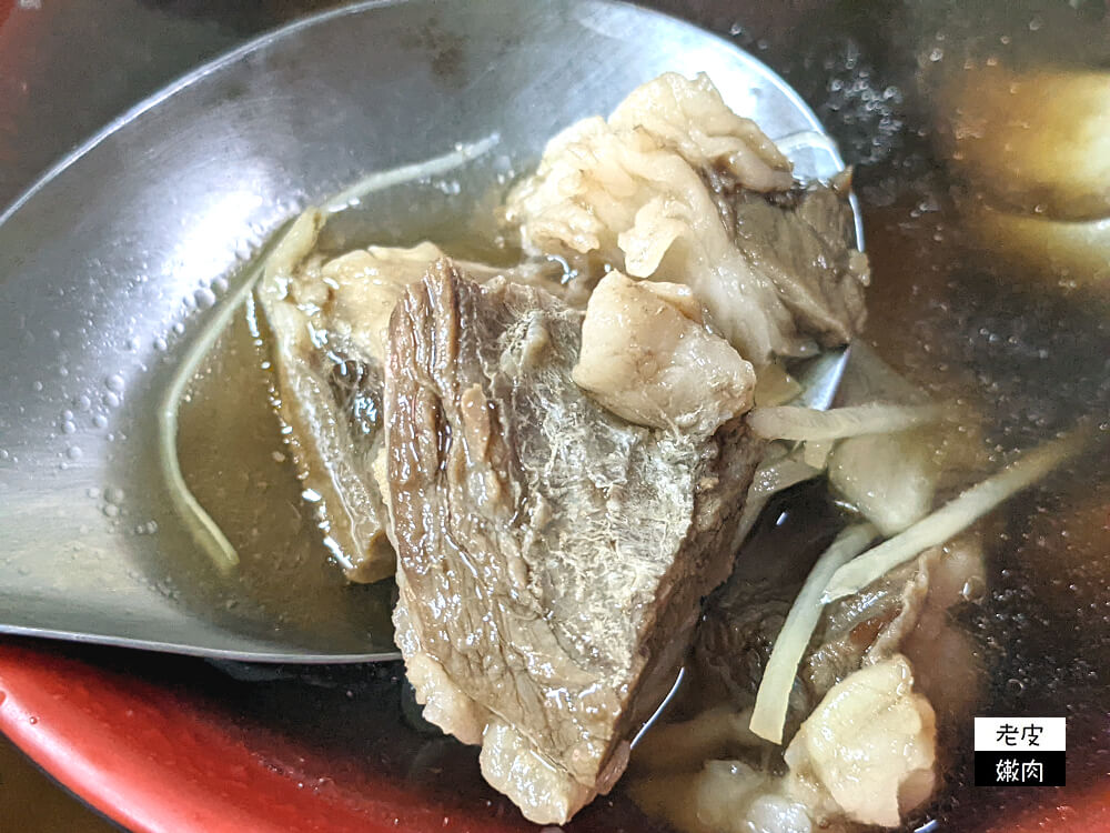 台東美食推薦|在地人早餐【台東瘦仔羊肉】溫體羊肉 帶皮羊肉 藥燉羊肉湯 - 老皮嫩肉的流水帳生活