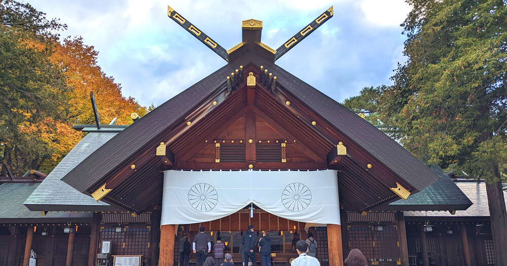 札幌必去景點|四季分明 北海道第一大神社【北海道神宮】2023開放時間 - 老皮嫩肉的流水帳生活