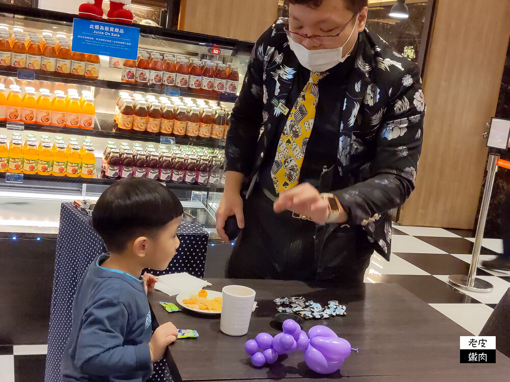 花蓮市區住宿推薦|花蓮車站前的康橋大飯店 免費消夜早餐還有24小時飲料 - 老皮嫩肉的流水帳生活