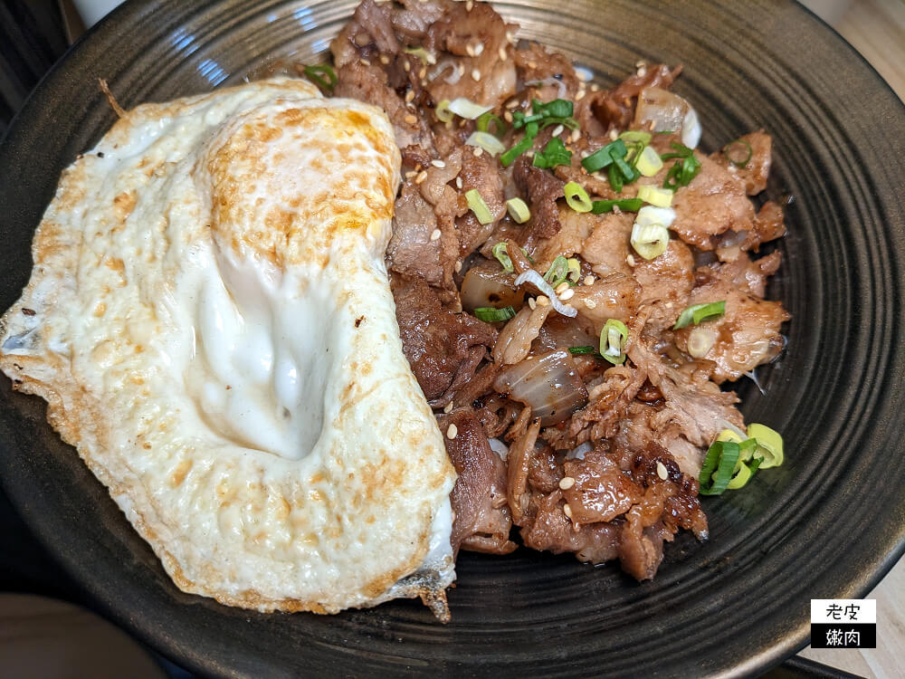 桃園早午餐-醬饌燒肉蛋吐司|家傳秘製醬汁 在別處可是吃不到 - 老皮嫩肉的流水帳生活