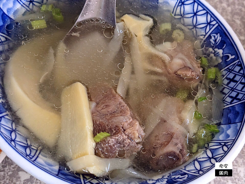 嘉義超人氣早午餐-阿溪火雞肉飯|晚來就吃不到雞片飯 - 老皮嫩肉的流水帳生活