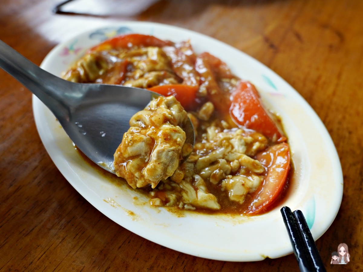 基隆在地【阿玉炒牛肉】基隆火車站經典美食沙茶咖哩牛腦 - 老皮嫩肉的流水帳生活